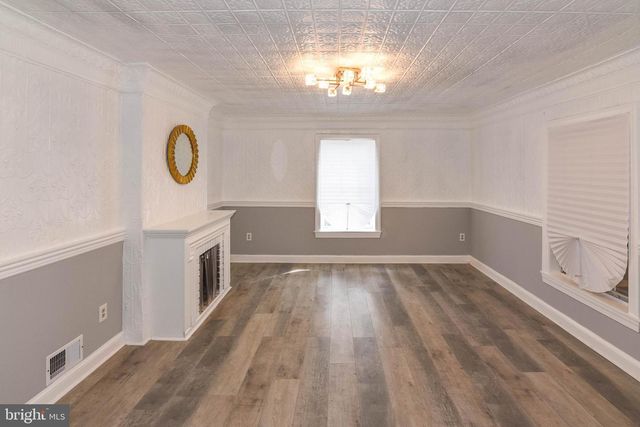 8400 PENNS HILL RD, La Plata, MD 20646