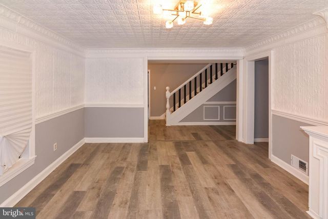 8400 PENNS HILL RD, La Plata, MD 20646