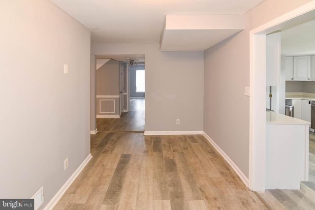 8400 PENNS HILL RD, La Plata, MD 20646