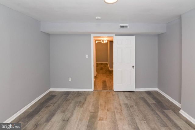 8400 PENNS HILL RD, La Plata, MD 20646