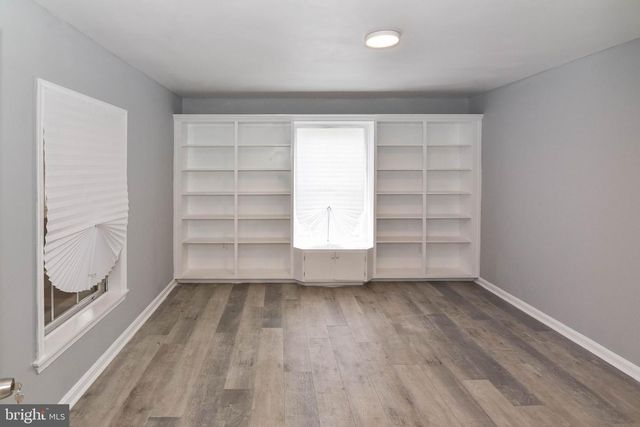 8400 PENNS HILL RD, La Plata, MD 20646