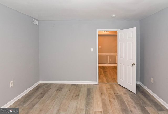 8400 PENNS HILL RD, La Plata, MD 20646