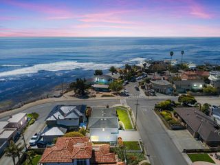 102 32nd Avenue, Santa Cruz, CA 95062