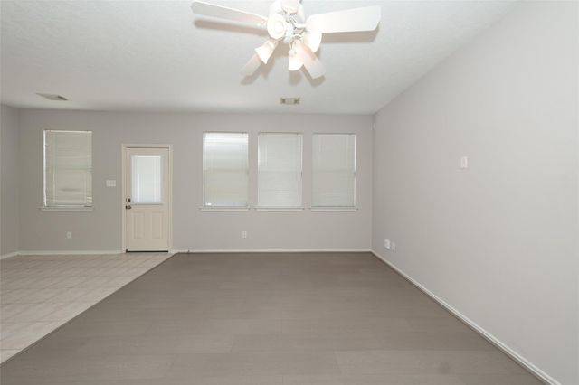 14310 Mirkwood Ln Lane, Houston, TX 77014