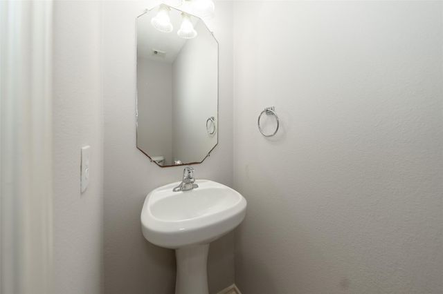 14310 Mirkwood Ln Lane, Houston, TX 77014