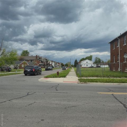 7135 Elmhurst Street, Detroit, MI 48204