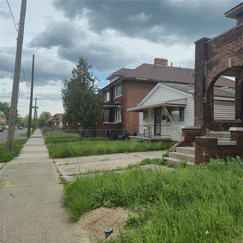 7135 Elmhurst Street, Detroit, MI 48204