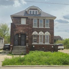 7135 Elmhurst Street, Detroit, MI 48204