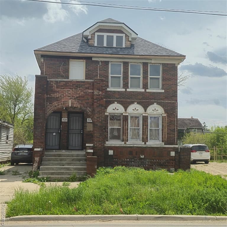 7135 Elmhurst Street, Detroit, MI 48204