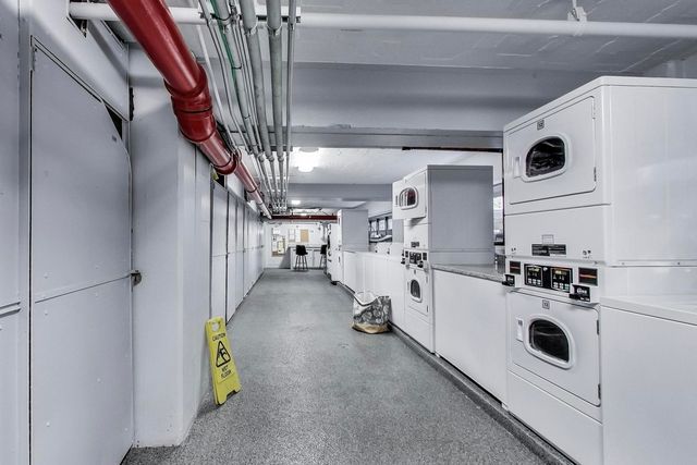 4980 N Marine Drive 831, Chicago, IL 60640