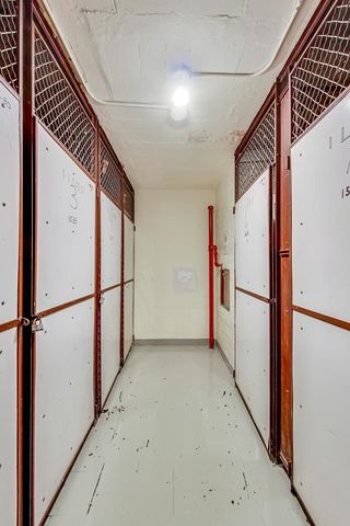 4980 N Marine Drive 831, Chicago, IL 60640