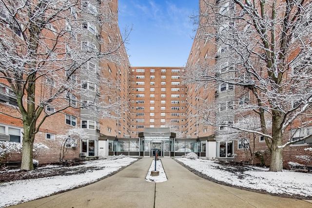 4980 N Marine Drive 831, Chicago, IL 60640