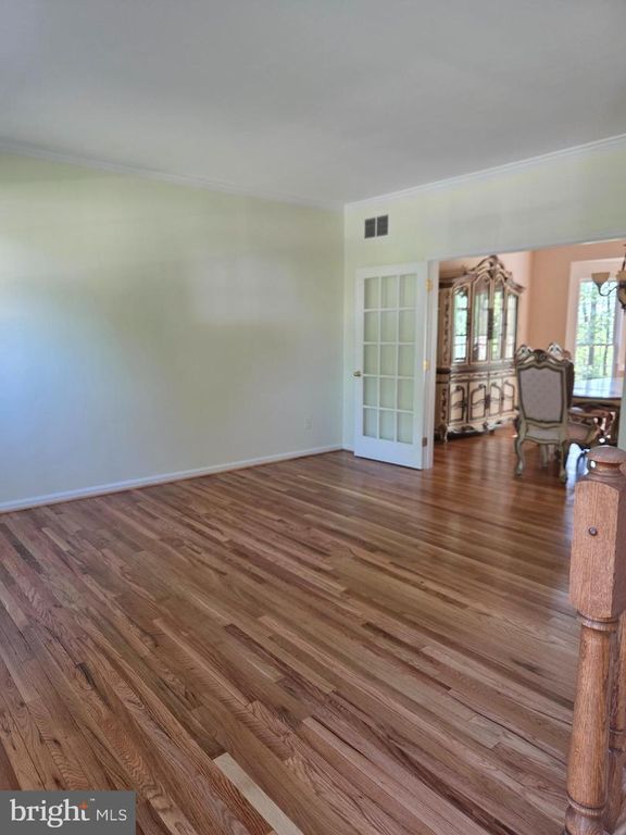 Image 20 of property listing at 1547 SAPPINGTON DR, Gambrills, MD 21054