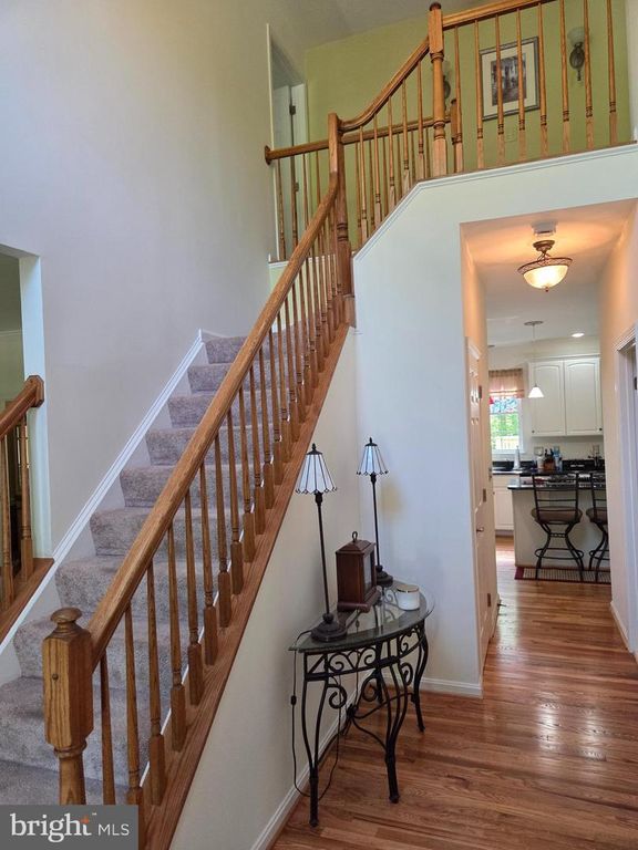 Image 3 of property listing at 1547 SAPPINGTON DR, Gambrills, MD 21054