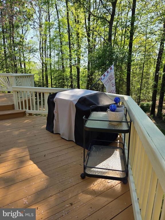 Image 31 of property listing at 1547 SAPPINGTON DR, Gambrills, MD 21054