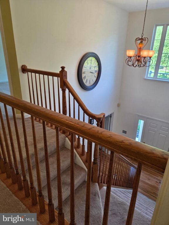 Image 4 of property listing at 1547 SAPPINGTON DR, Gambrills, MD 21054