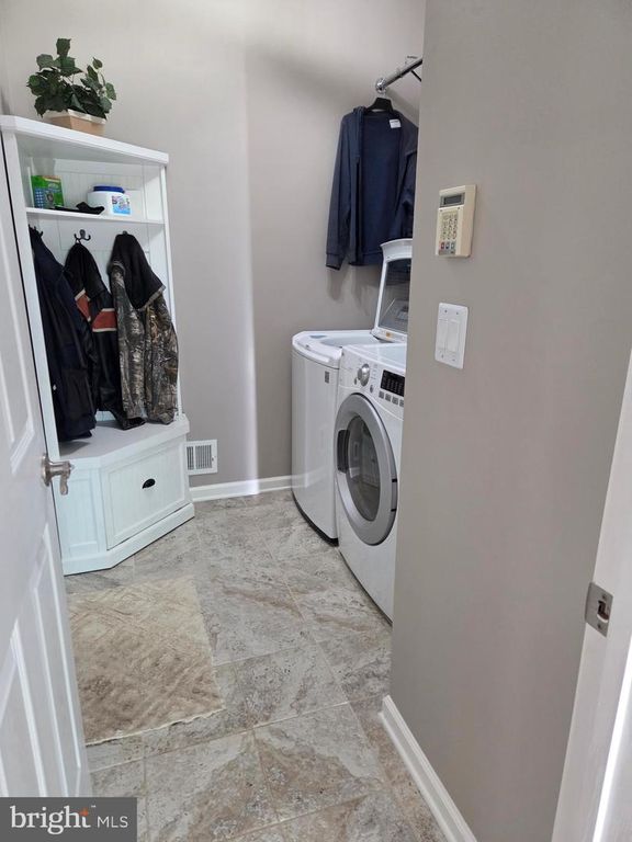 Image 59 of property listing at 1547 SAPPINGTON DR, Gambrills, MD 21054