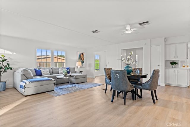 5200 Irvine Boulevard 210, Irvine, CA 92620