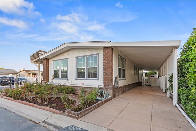 5200 Irvine Boulevard 210, Irvine, CA 92620