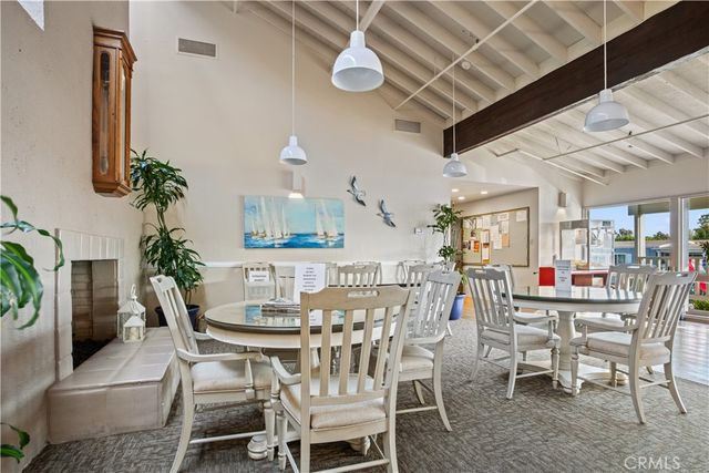 5200 Irvine Boulevard 210, Irvine, CA 92620