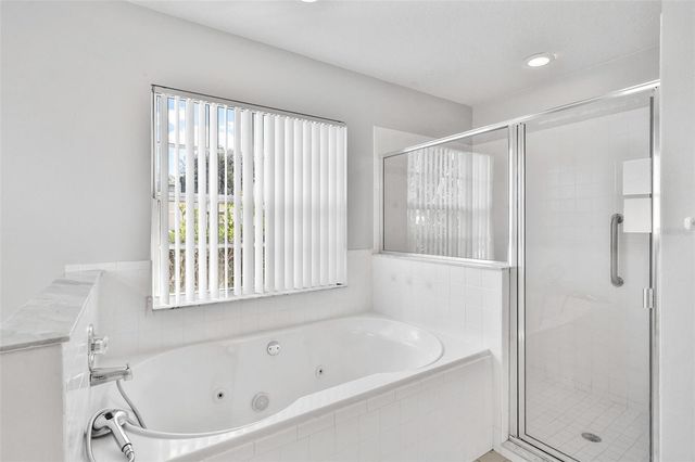 5331 OLD HICKORY LANE, Fruitland Park, FL 34731