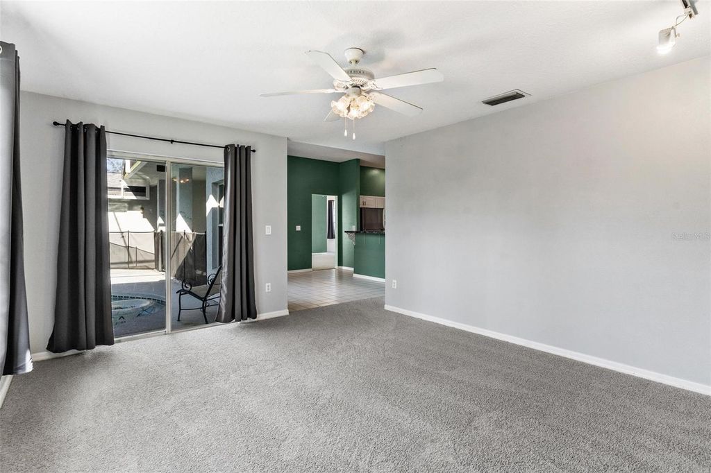 Image 13 of property listing at 5331 OLD HICKORY LANE, Fruitland Park, FL 34731