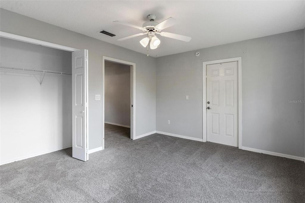 Image 33 of property listing at 5331 OLD HICKORY LANE, Fruitland Park, FL 34731