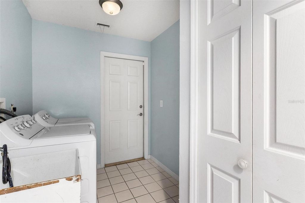 Image 47 of property listing at 5331 OLD HICKORY LANE, Fruitland Park, FL 34731