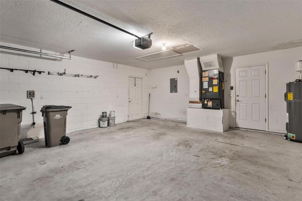 Image 55 of property listing at 5331 OLD HICKORY LANE, Fruitland Park, FL 34731