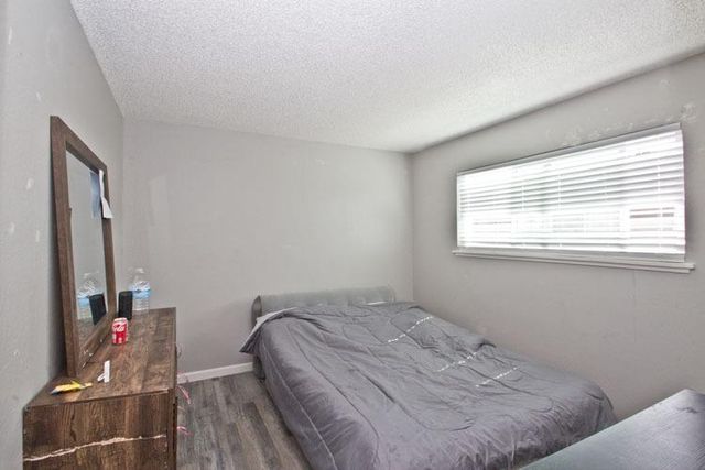 5606 Hillsdale Blvd #B, Sacramento, CA 95842