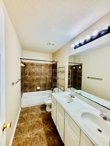 9947 Valance Way, Conroe, TX 77385
