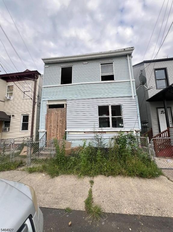15 Southard St, Paterson City, NJ 07501 — exterior