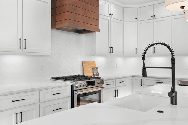 509 Fox Den Drive, Waunakee, WI 53597