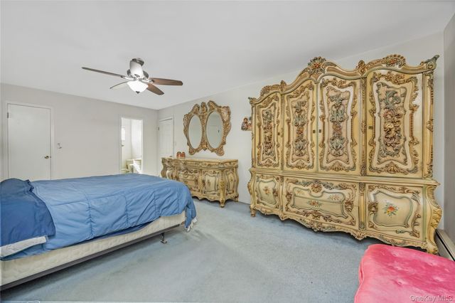 84 White Oak Street, Deer Park, NY 11729