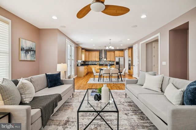 41881 REDGATE WAY, Ashburn, VA 20148