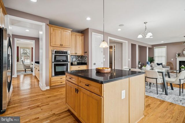 41881 REDGATE WAY, Ashburn, VA 20148