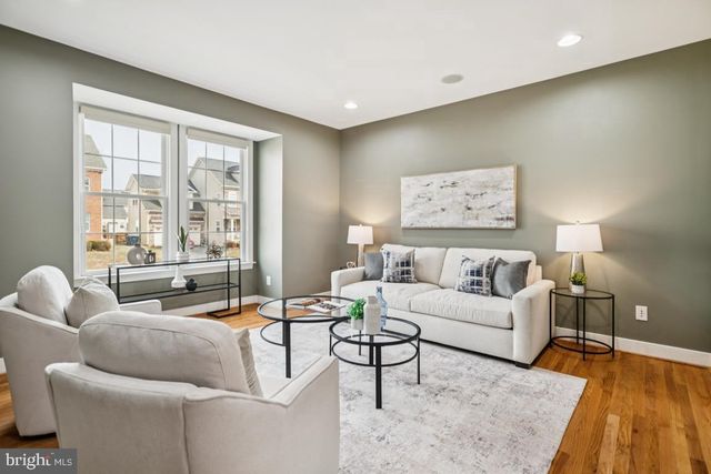 41881 REDGATE WAY, Ashburn, VA 20148