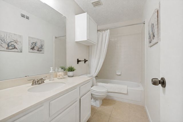 805 Brockden Drive, Mesquite, TX 75149