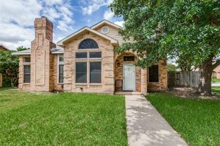 805 Brockden Drive, Mesquite, TX 75149