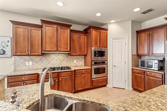 153 Byron Nelson Court, Frisco, TX 75036
