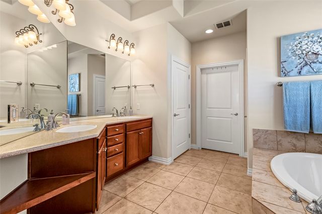 153 Byron Nelson Court, Frisco, TX 75036