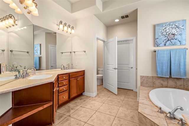 153 Byron Nelson Court, Frisco, TX 75036