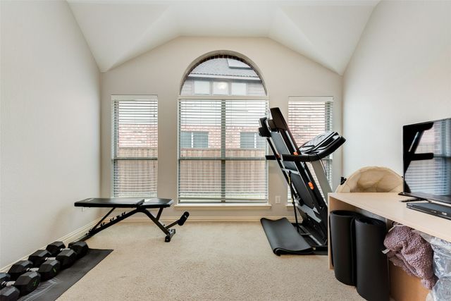2723 Ponce De Leon, Grand Prairie, TX 75054