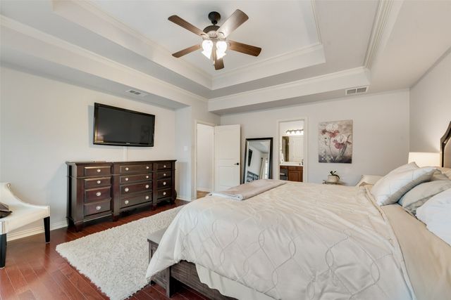 2723 Ponce De Leon, Grand Prairie, TX 75054