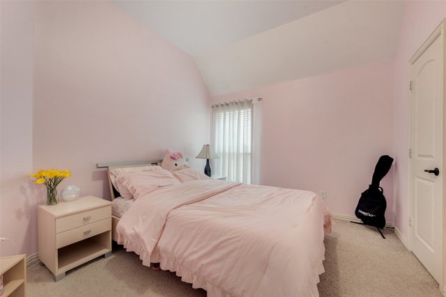 2723 Ponce De Leon, Grand Prairie, TX 75054