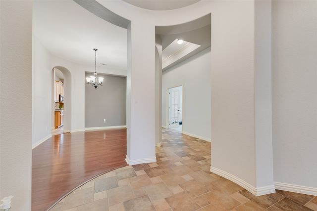 2723 Ponce De Leon, Grand Prairie, TX 75054