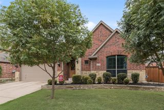 2723 Ponce De Leon, Grand Prairie, TX 75054