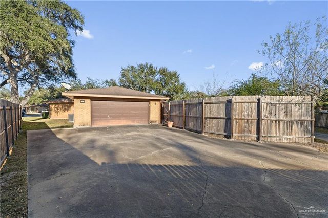 1514 Walnut Court, Harlingen, TX 78550
