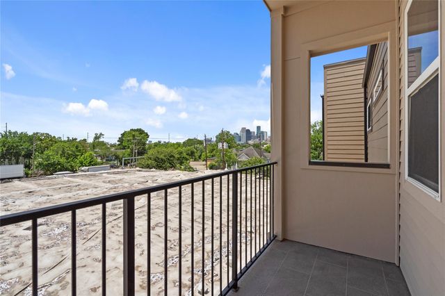 3510 Saltus Street, Houston, TX 77003
