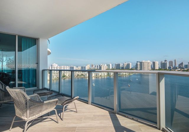 17301 Biscayne Blvd 1609, North Miami Beach, FL 33160